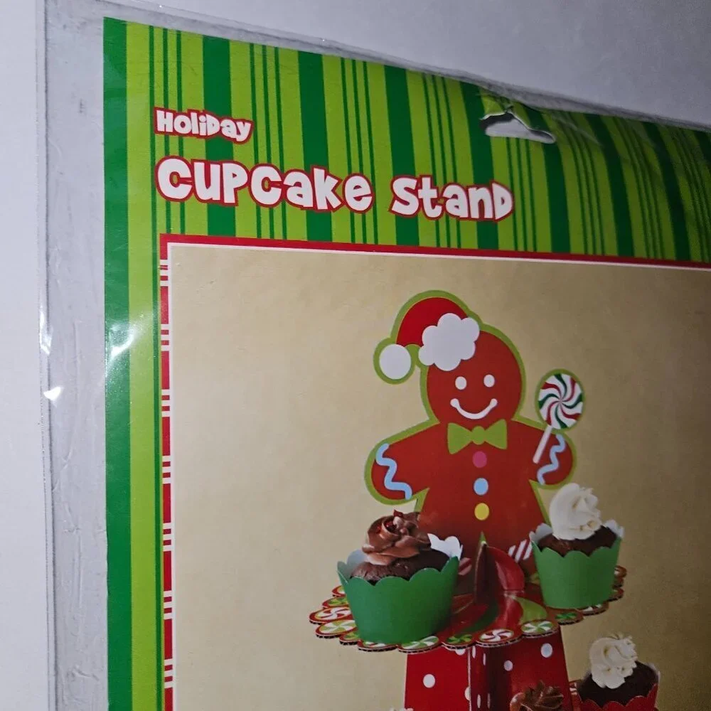 NEW Holiday Cupcake Stand Cardboard Disposable 3-Tier Christmas Gingerbread Man